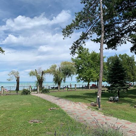 Vizparti Relax Apartman Siófok Zewnętrze zdjęcie